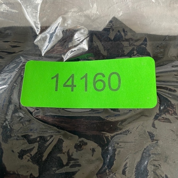 RipZone Men's Slim Fit Black Textured Short Sleeve Button Up‎ Shirt Size Large - Picture 12 of 12